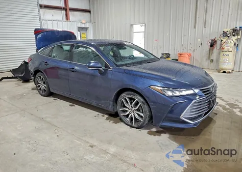 2019 Toyota Avalon Xle z USA, uszkodzony, nr VIN 4T1BZ1FB8KU001398
